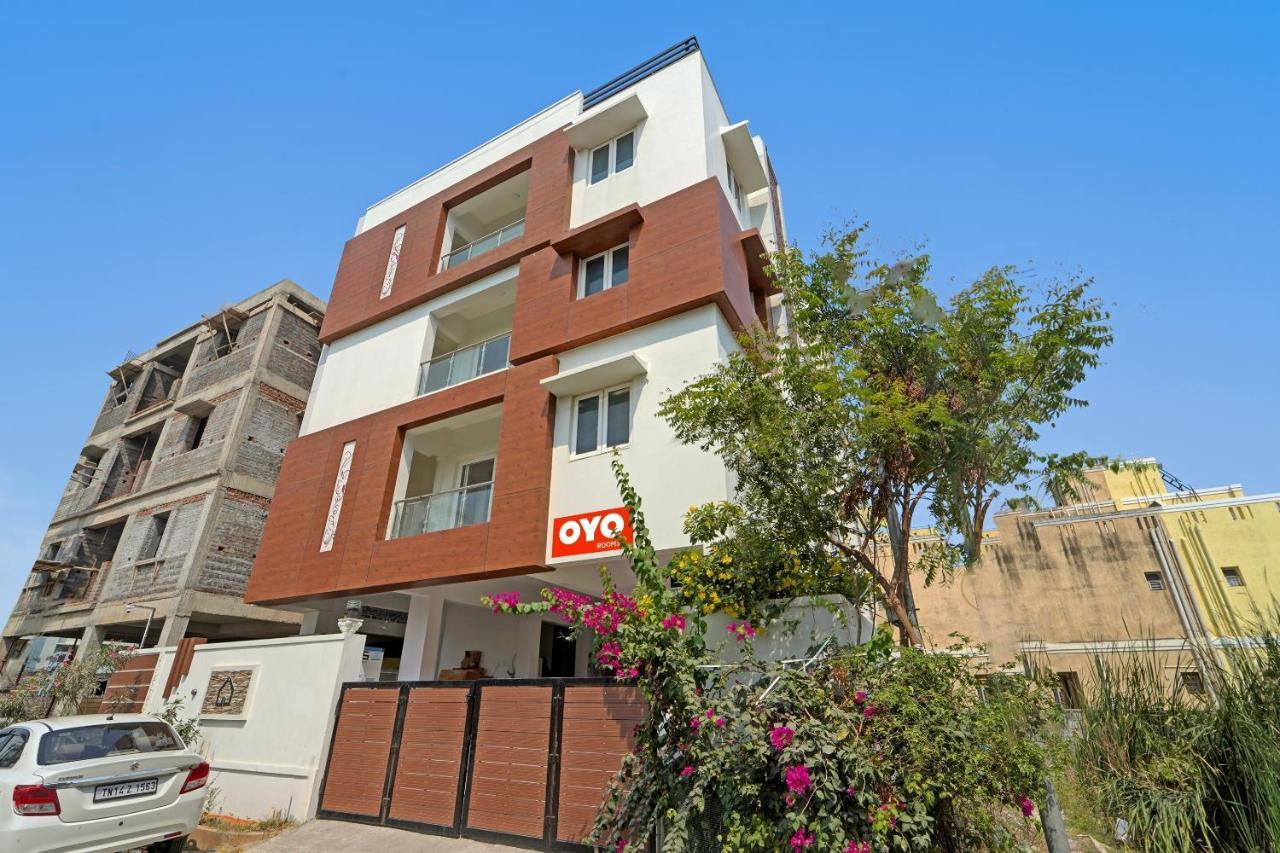 Flagship Rannar Service Hotel