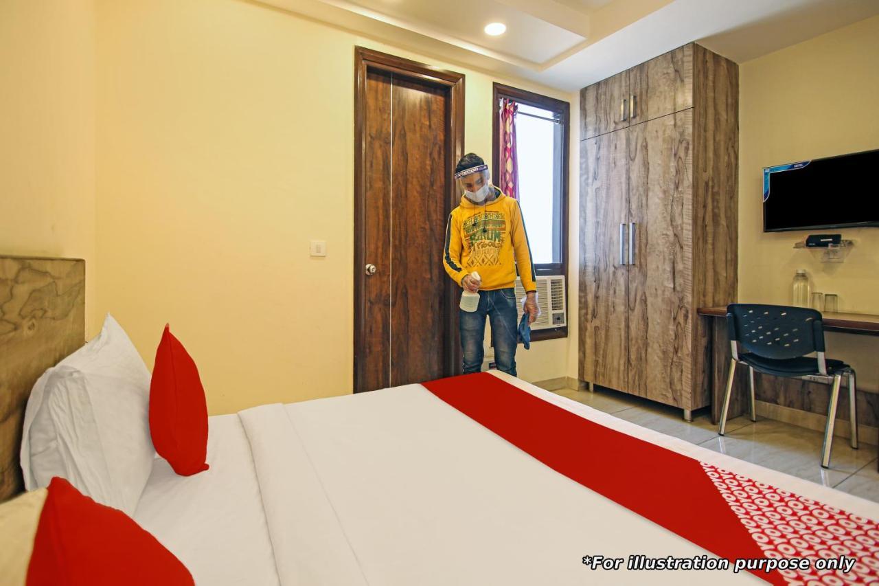 Flagship Rannar Service Hotel